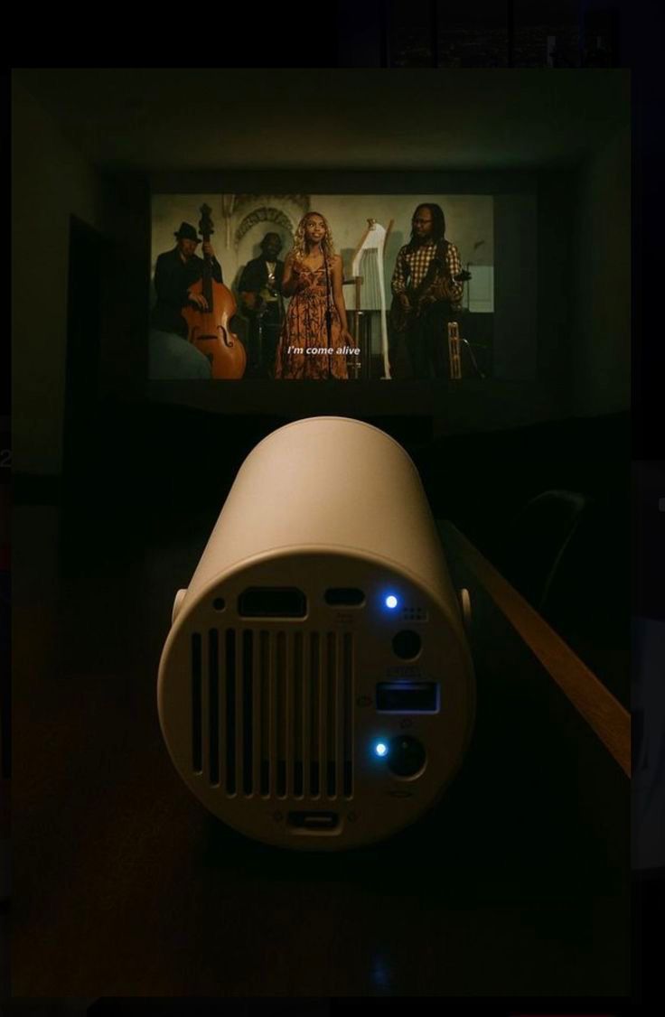 Tu cine en cualquier parte! Proyector HY300 Pro – Android, Wi-Fi y Bluetooth en bolsillo.