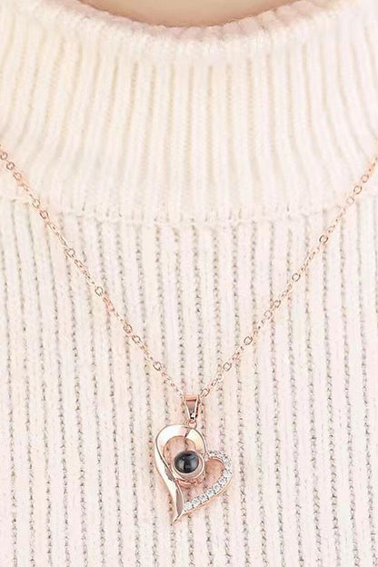 Collar “Te Amo en 100 Idiomas” – Un detalle que habla el lenguaje del amor